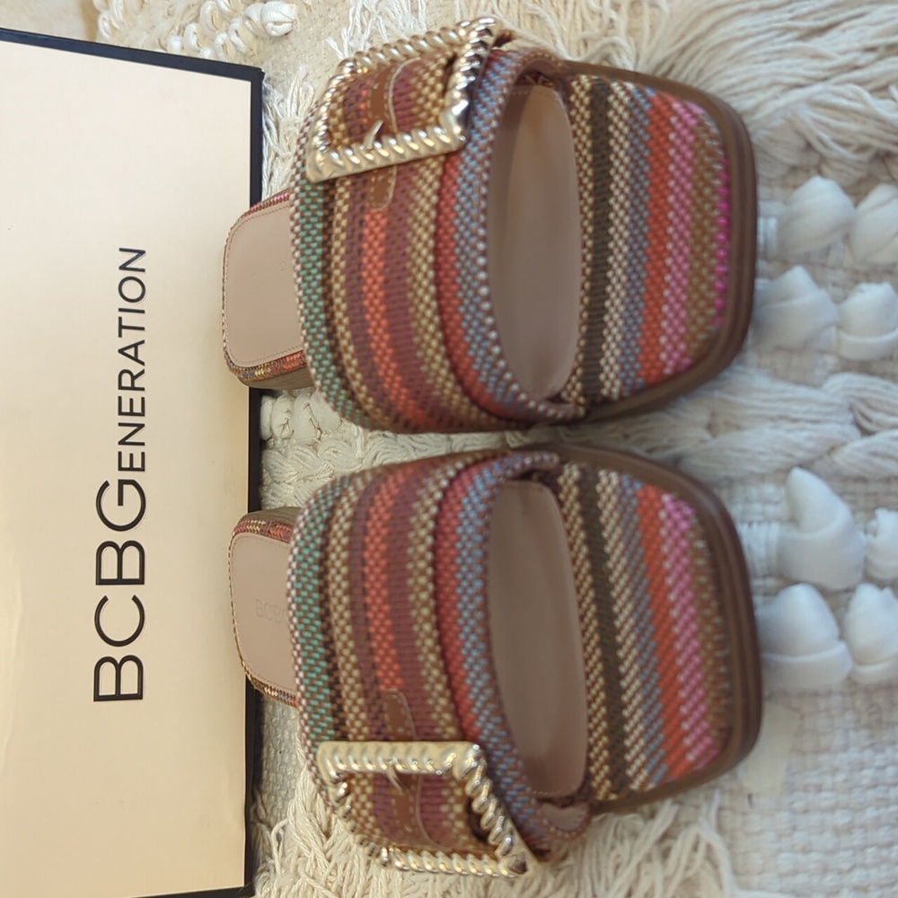 BCBGeneration NIB Sandals 9 Multi Color - Picture 3 of 8